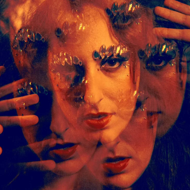 autora-espanola-libros-universo-creativo